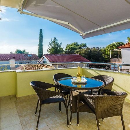 Apartman Mladenka Sukošan 外观 照片