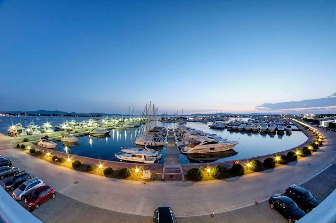 Apartman Mladenka Sukošan 外观 照片