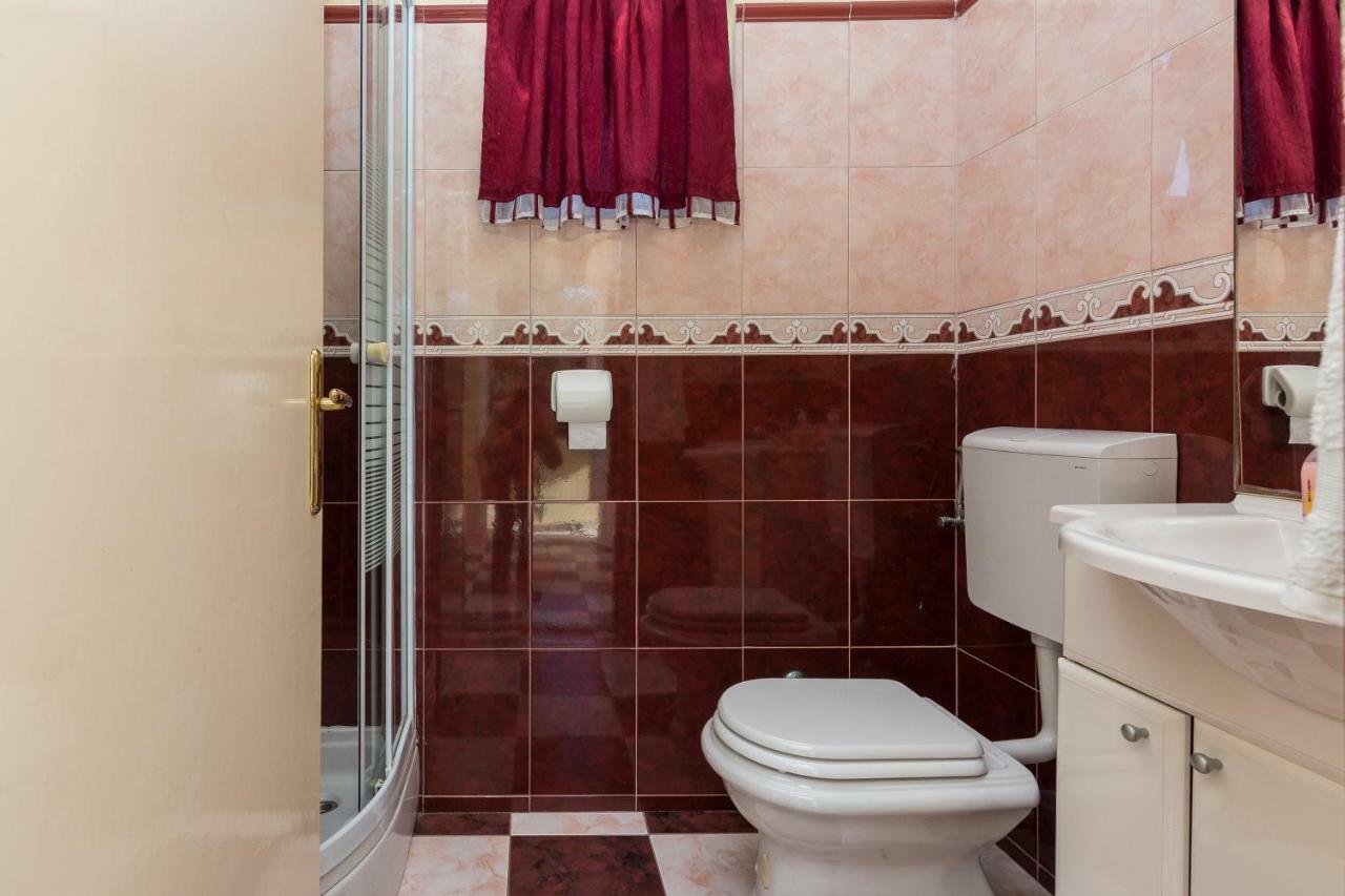 Apartman Mladenka Sukošan 外观 照片